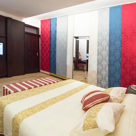 Luxury Apartments Pricna Prague Luaran gambar