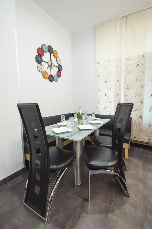 Luxury Apartments Pricna Prague Luaran gambar